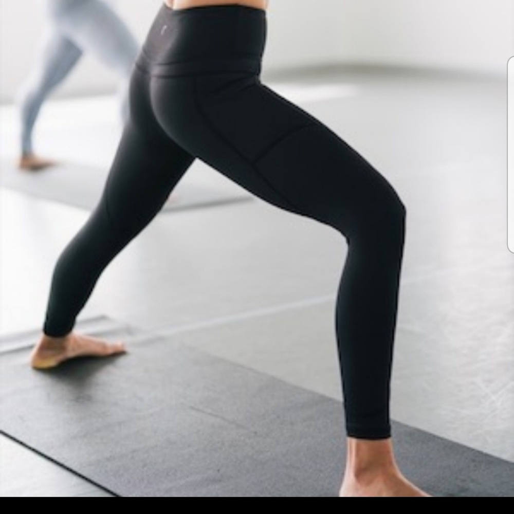 Black Zyia Leggings